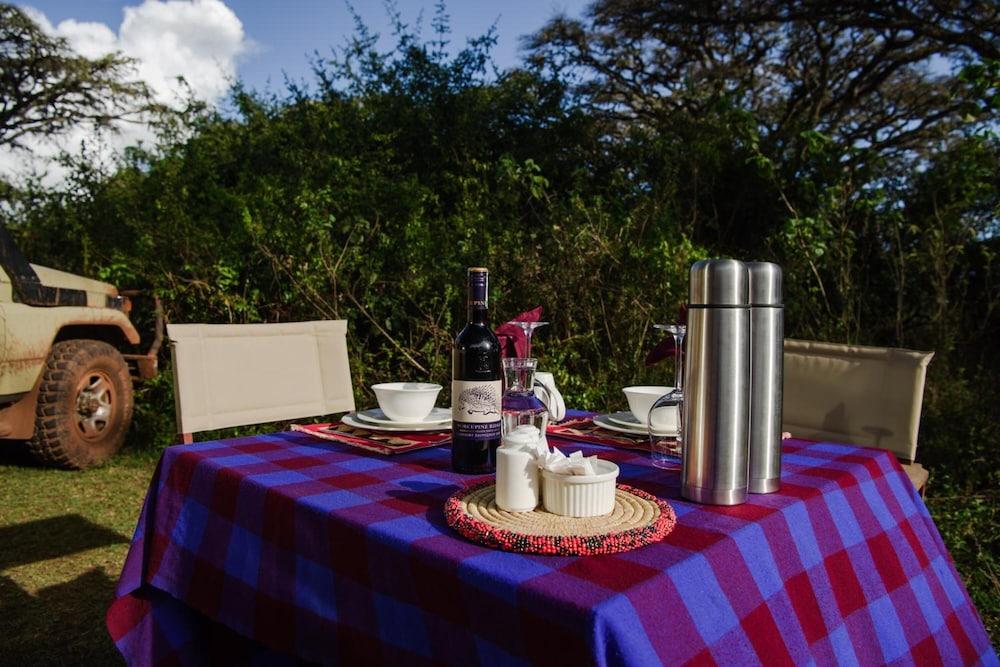 קראטו Karibu Camps And Lodges Lions Paw Ngorongoro מראה חיצוני תמונה